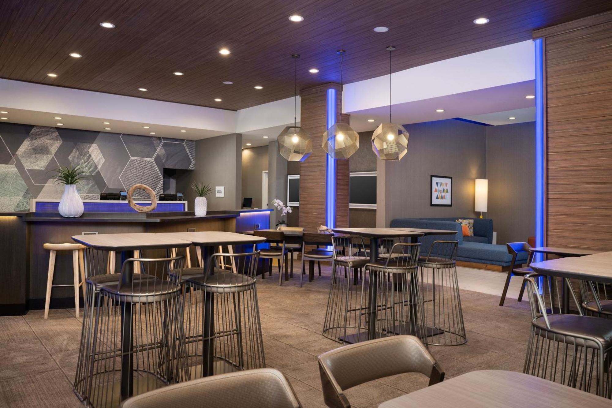 Springhill Suites By Marriott Birmingham Gardendale エクステリア 写真